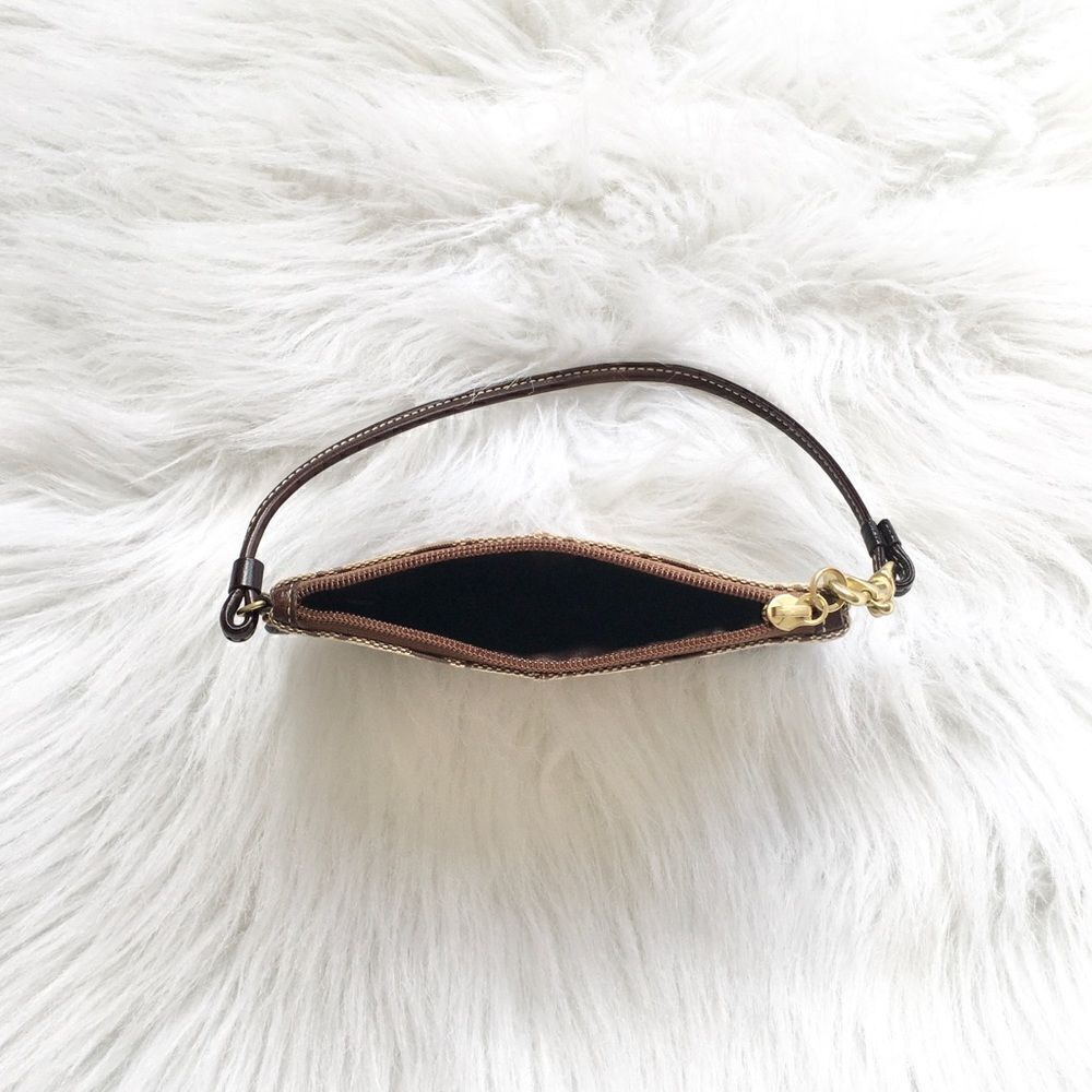 🔃Coach Signature Logo Brown Wristlet - Picture 4 of 5